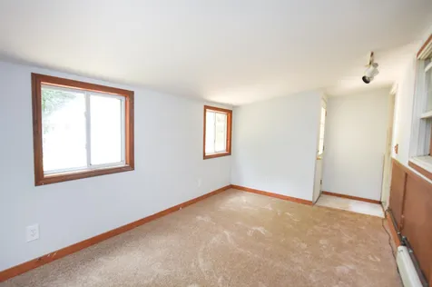 5 Lakeview Avenue Sandown NH 03873