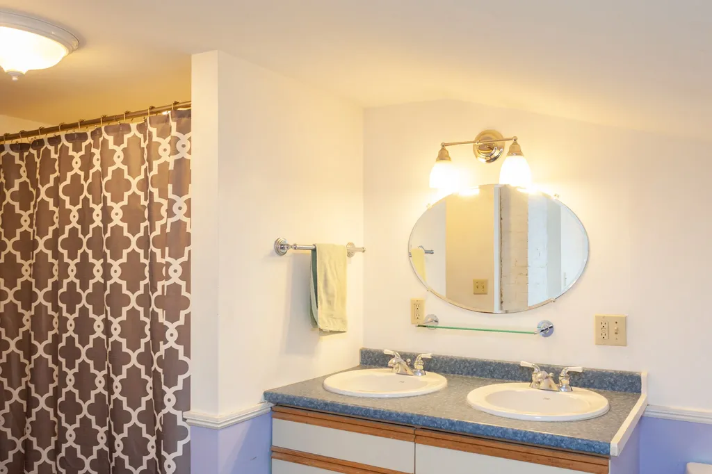 125 Fore Road Eliot ME 03903