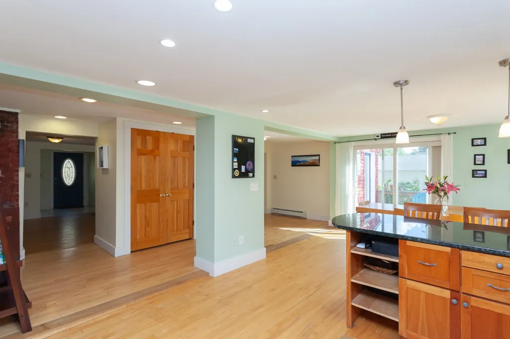 125 Fore Road Eliot ME 03903