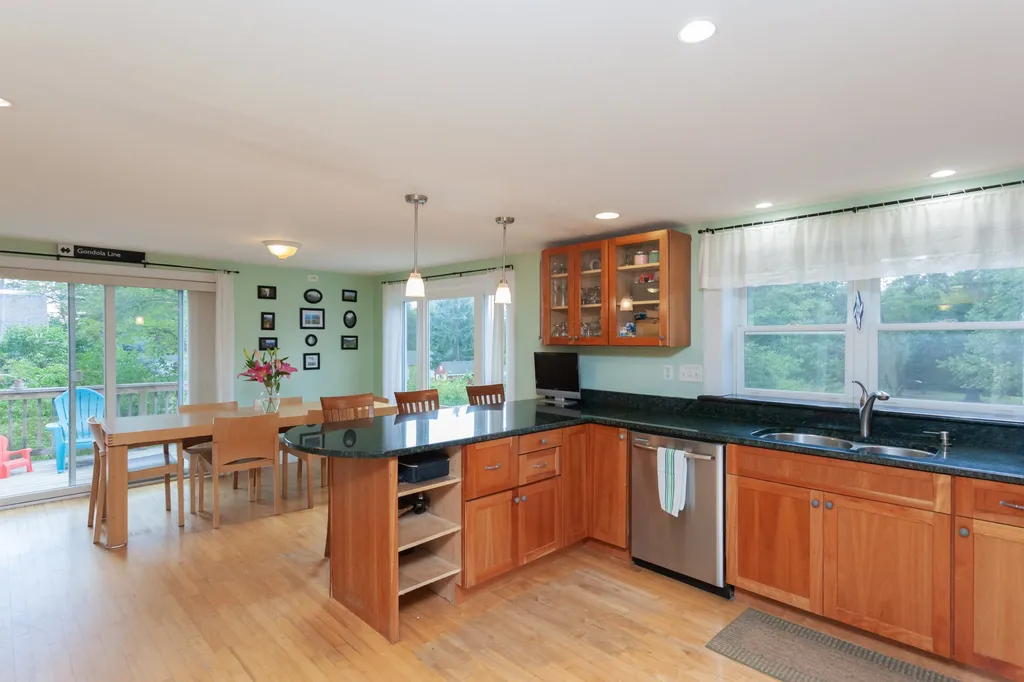 125 Fore Road Eliot ME 03903