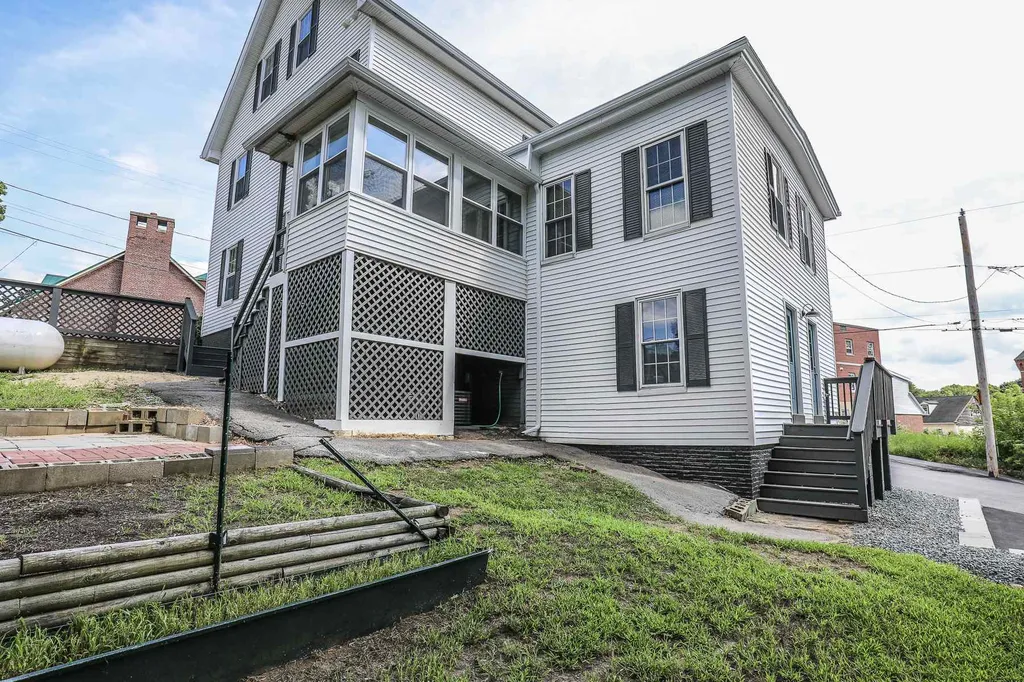 2-4 Prospect Street Pembroke NH 03275