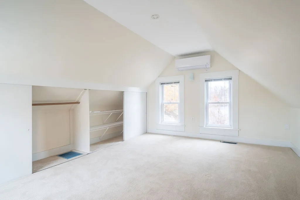24 Riverside Court Laconia NH 03246