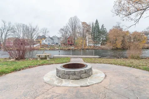 24 Riverside Court Laconia NH 03246
