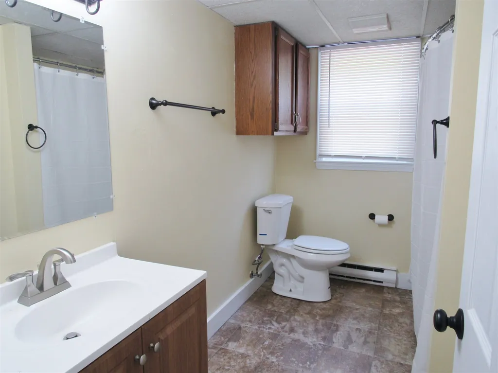 76-90 Franklin Street Derry NH 03038