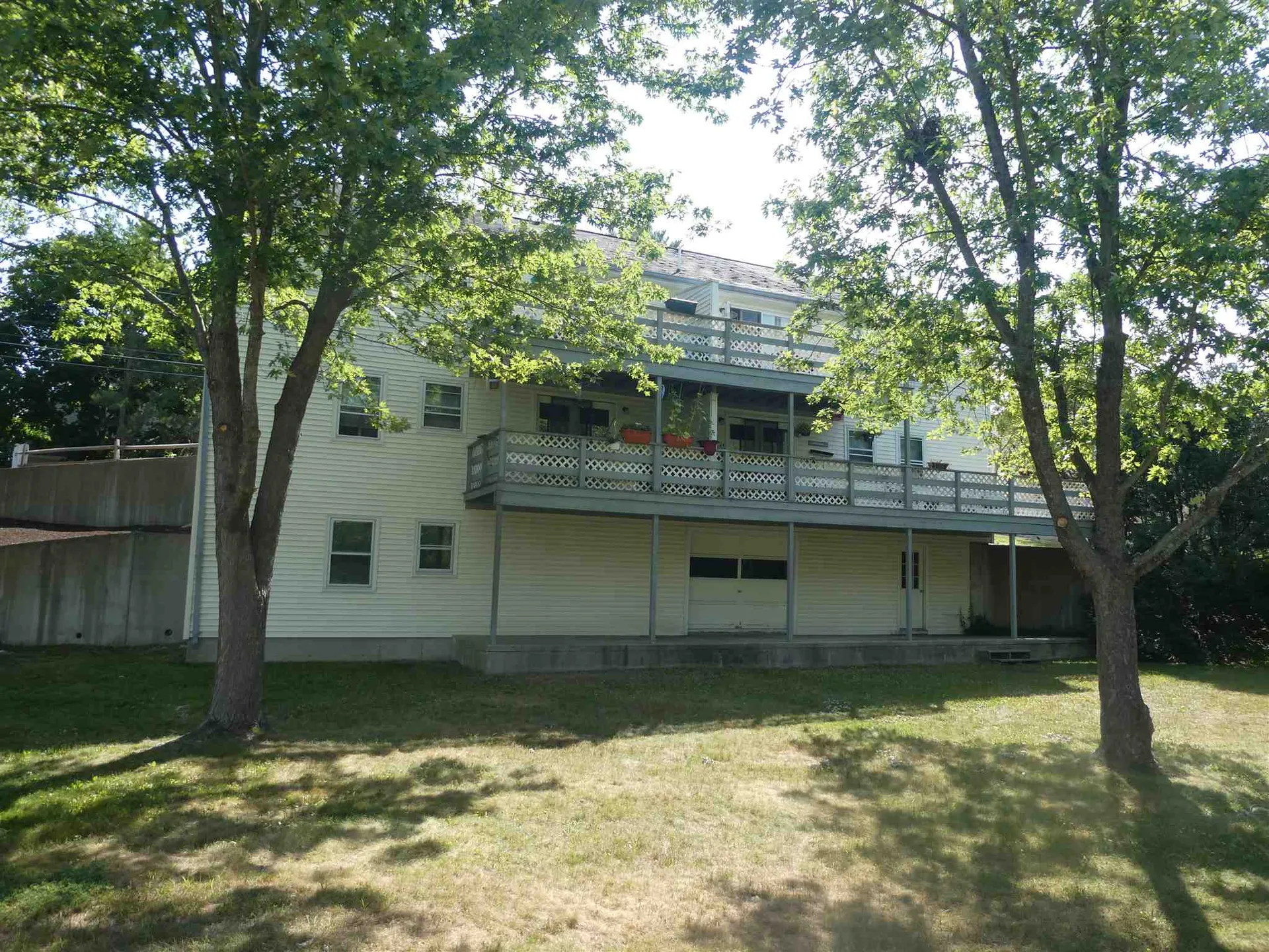 76-90 Franklin Street Derry NH 03038