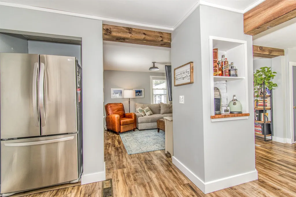 39 Aldrich Court Portsmouth NH 03801