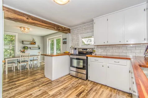 39 Aldrich Court Portsmouth NH 03801