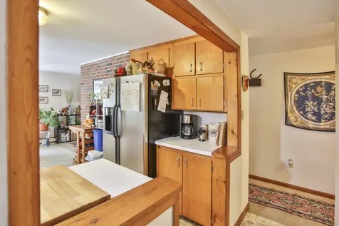 94 Old Post Road Kittery ME 03904
