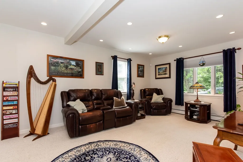 7 Park Street Eliot ME 03903