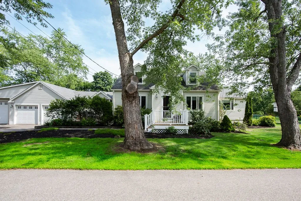 7 Park Street Eliot ME 03903