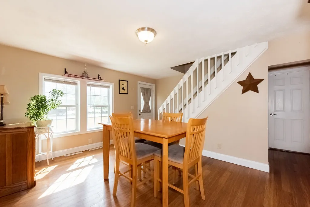 84 Maple Street Barnstead NH 03225