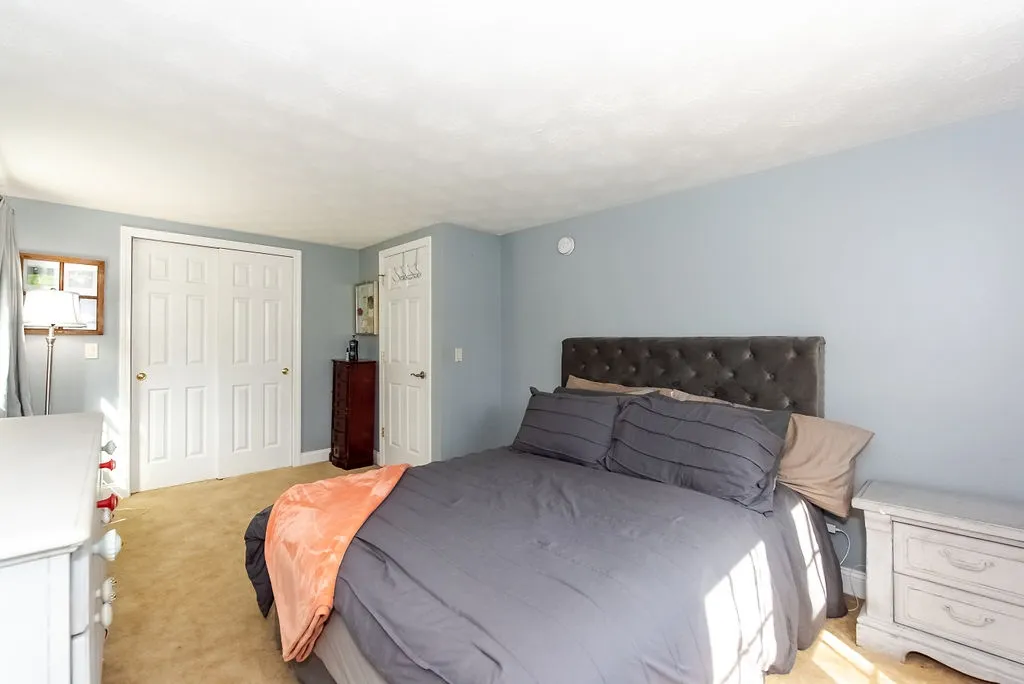 84 Maple Street Barnstead NH 03225