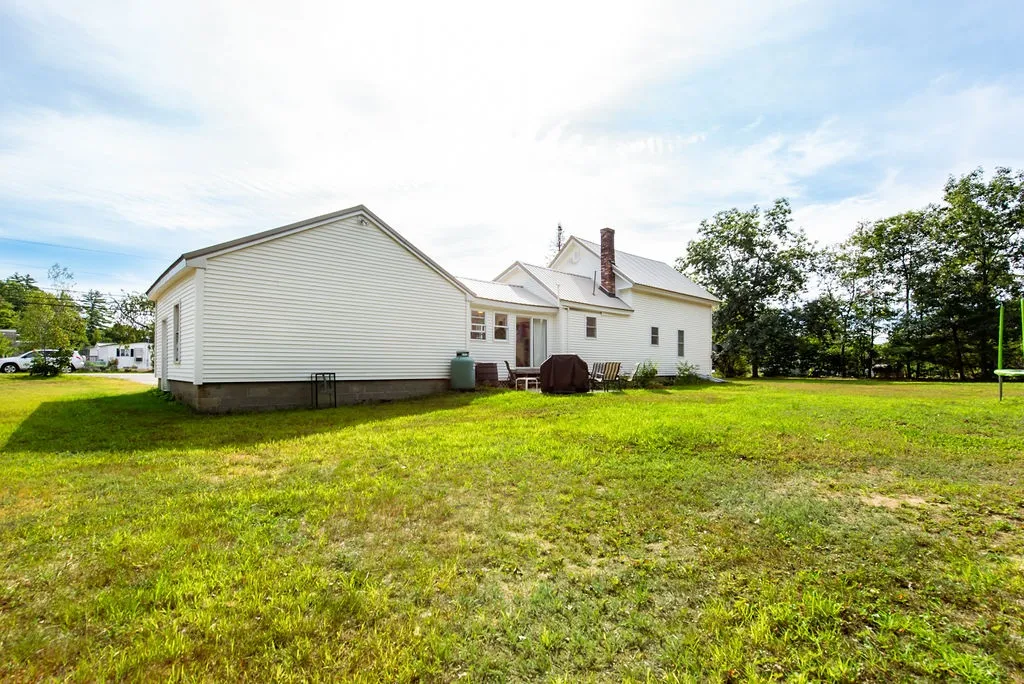 84 Maple Street Barnstead NH 03225