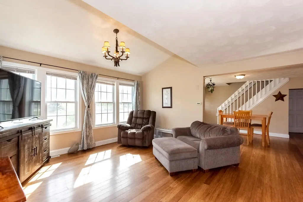 84 Maple Street Barnstead NH 03225
