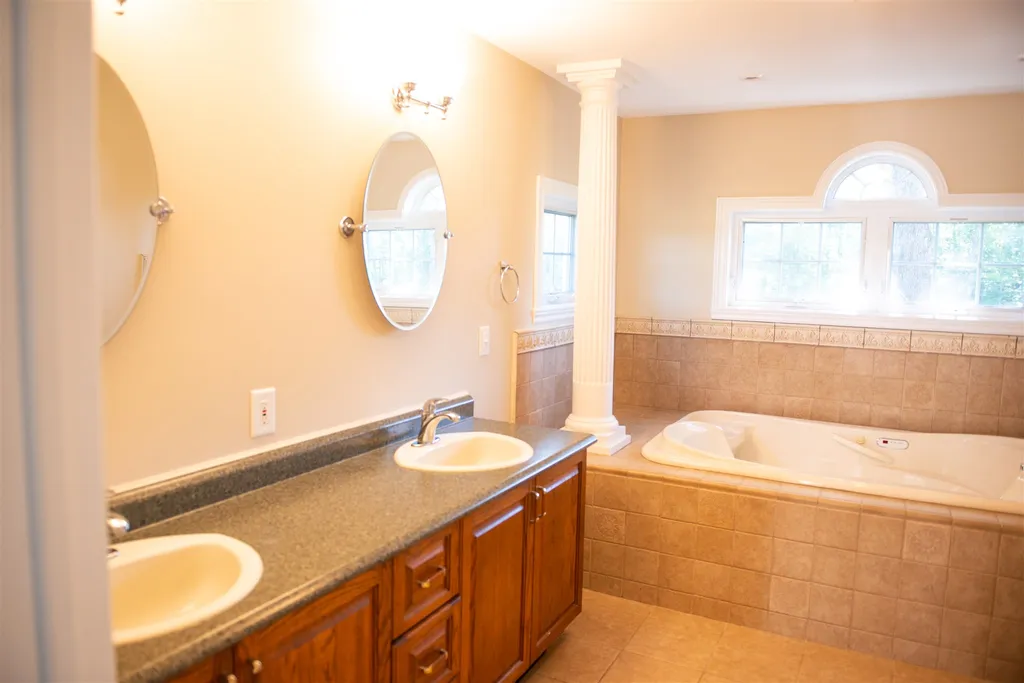 36 Bean Road Northwood NH 03261