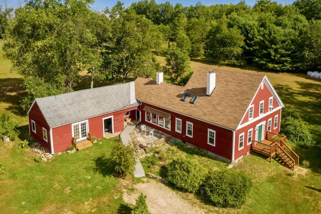 278 Shaw Road Pittsfield NH 03263
