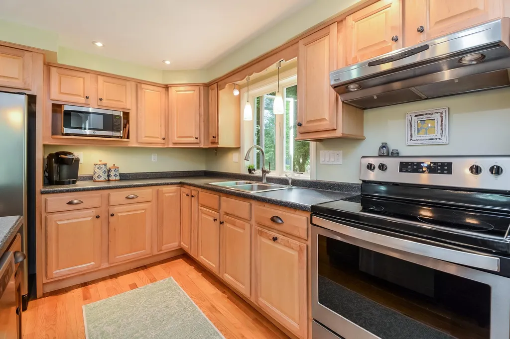 43 Conant Drive Concord NH 03301