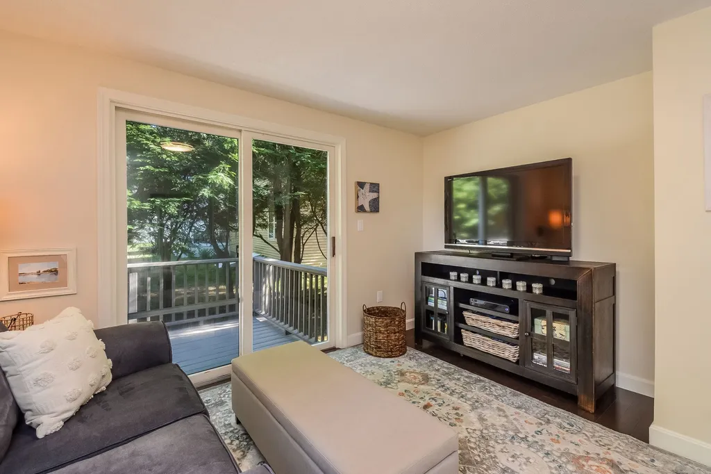 43 Conant Drive Concord NH 03301