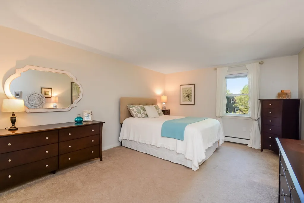 43 Conant Drive Concord NH 03301