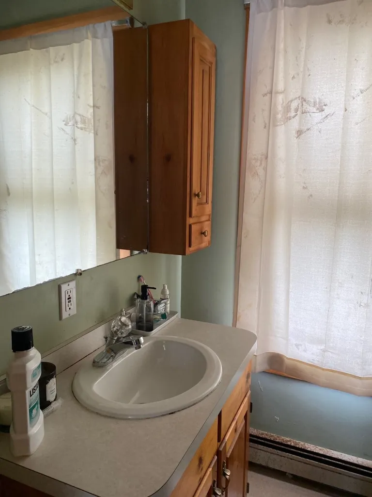7 Cherry Street Milford NH 03055