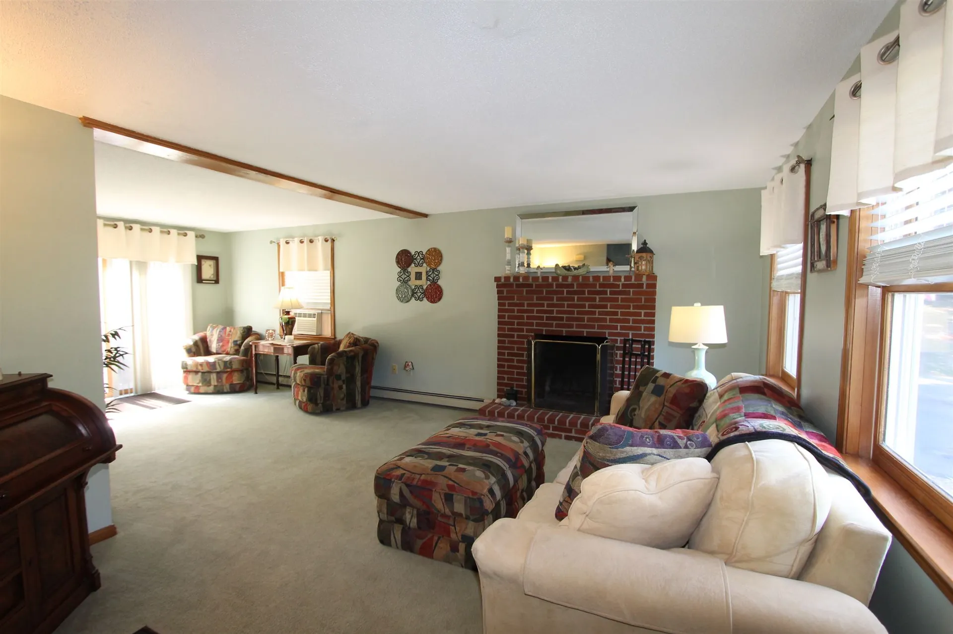 7 Columbia Drive Londonderry NH 03053