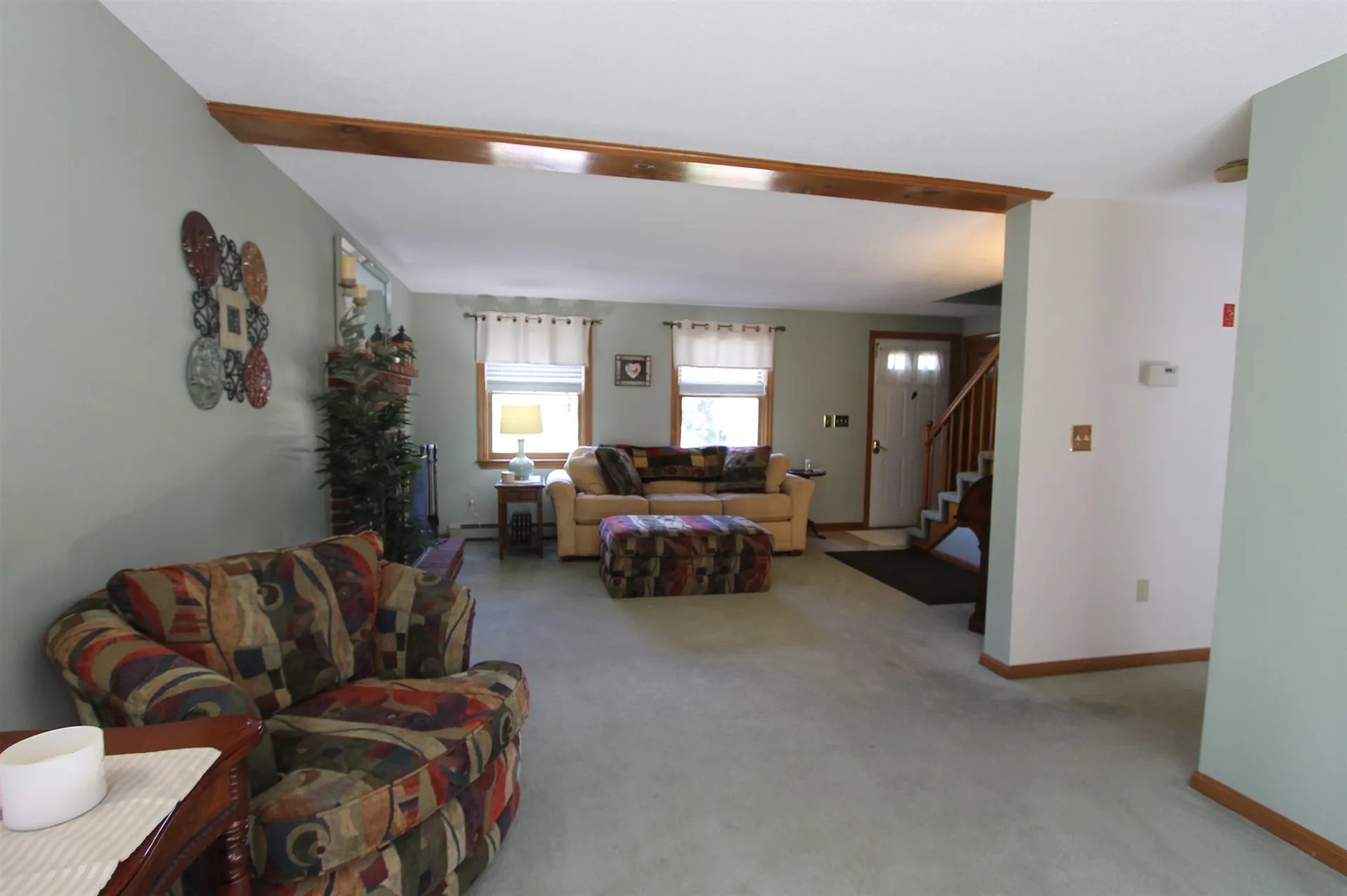 7 Columbia Drive Londonderry NH 03053