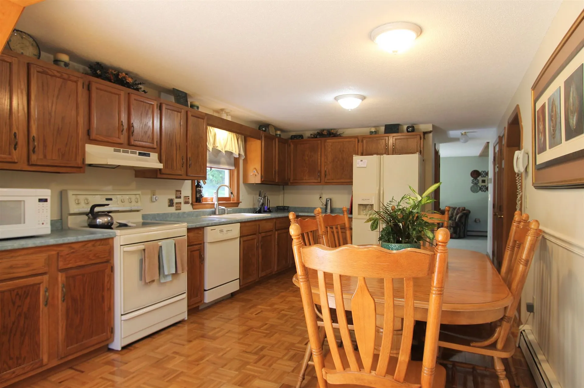 7 Columbia Drive Londonderry NH 03053