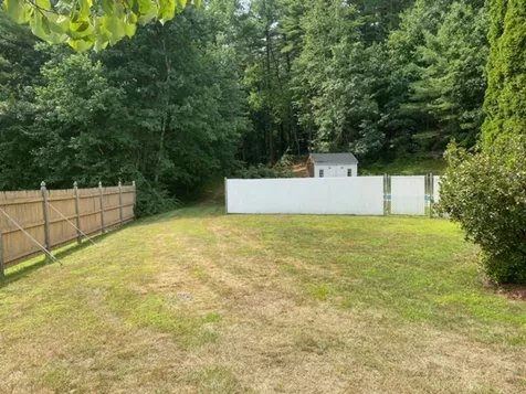 7 Columbia Drive Londonderry NH 03053