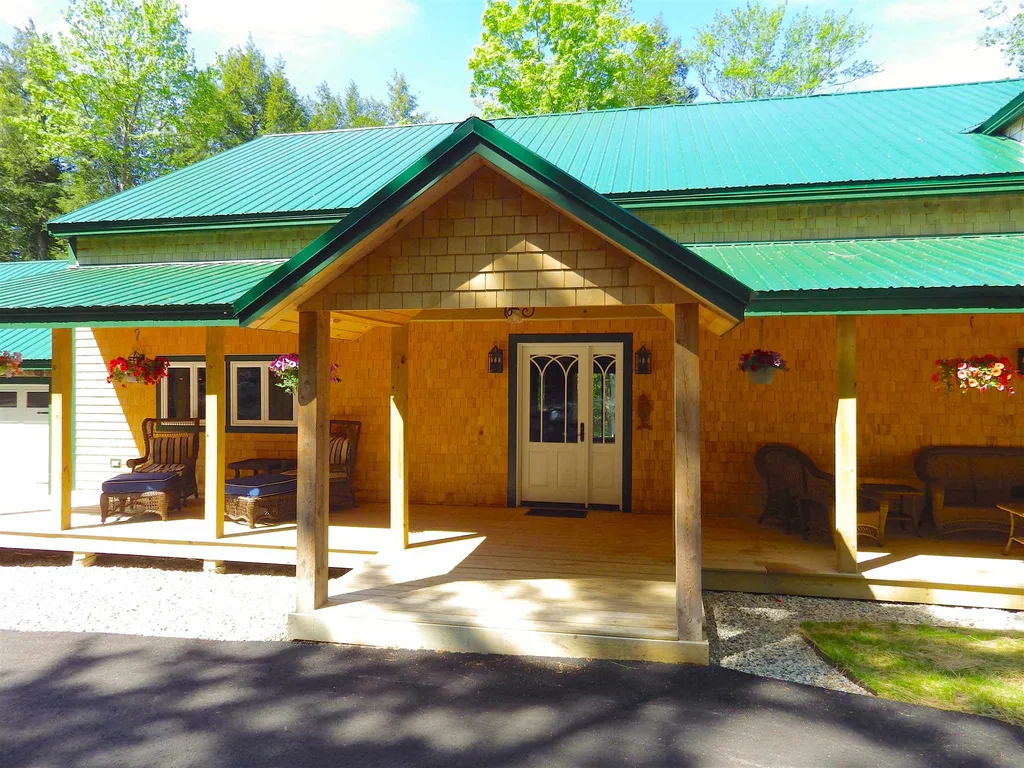 1160 Center Street Wolfeboro NH 03894