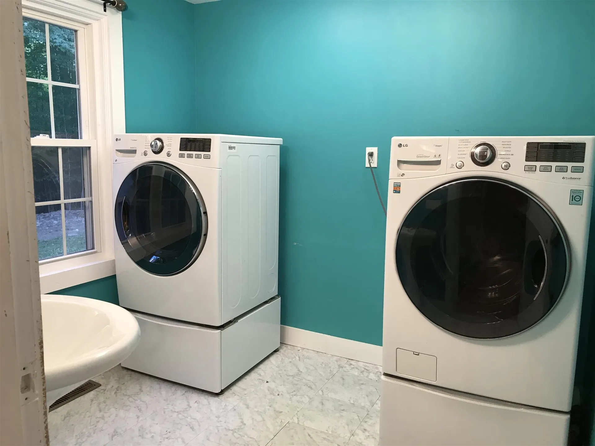 518 North Main Street Wolfeboro NH 03894