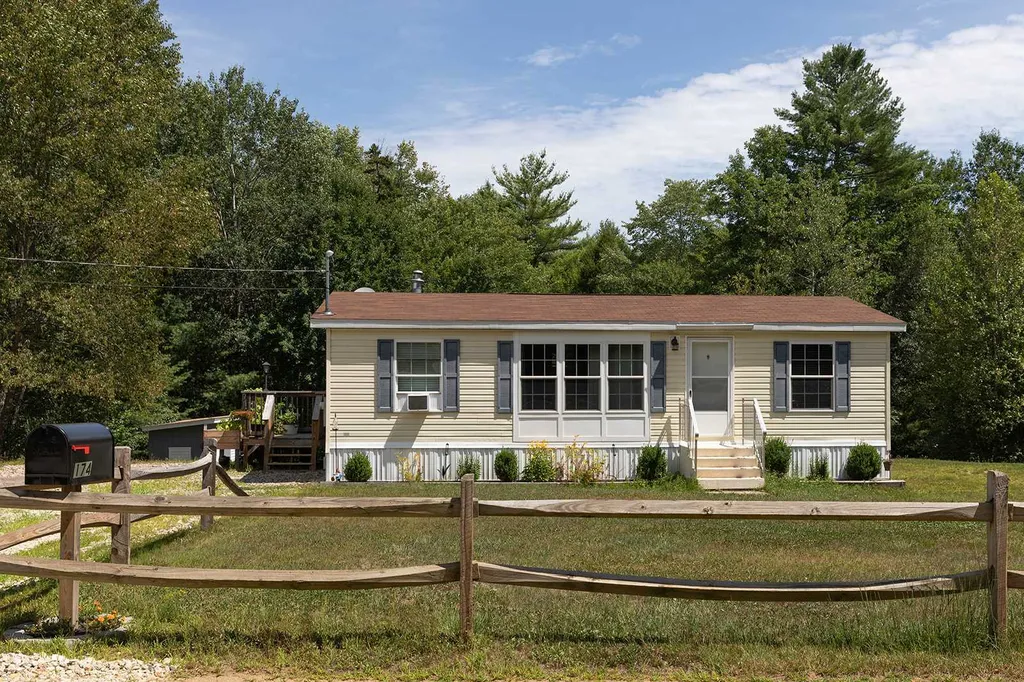 174 Lower Middle Road Lebanon ME 04027