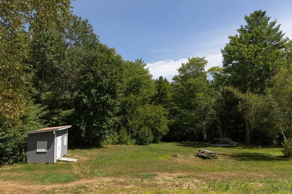 174 Lower Middle Road Lebanon ME 04027