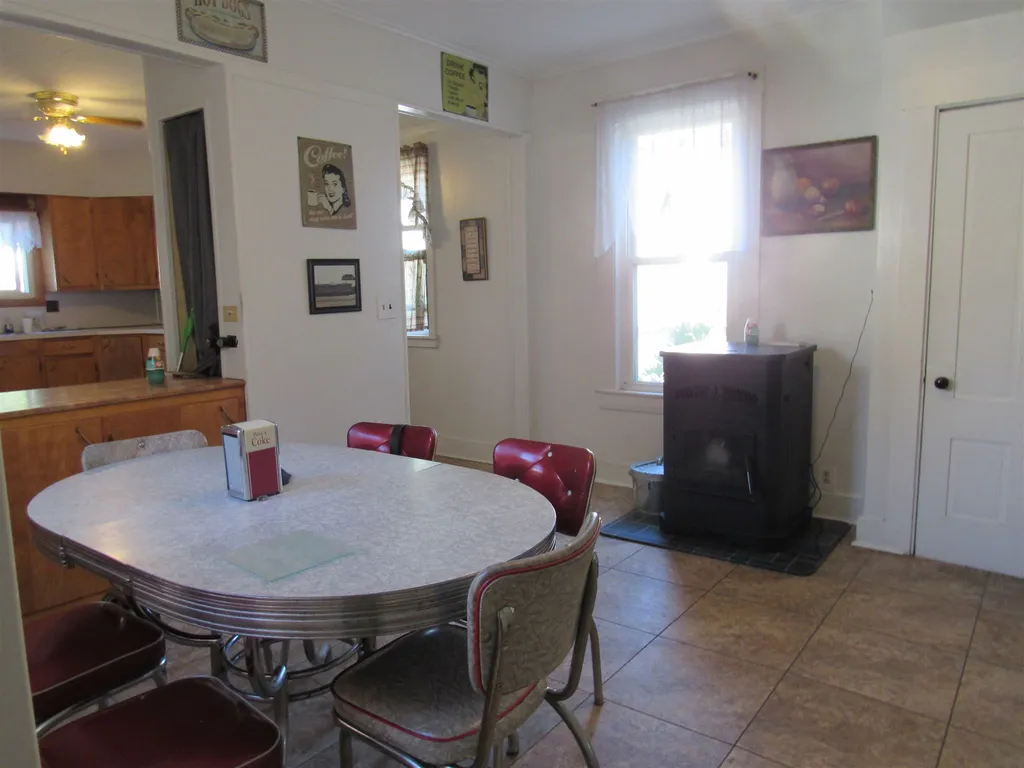 6 Mcfarland Street Gorham NH 03581