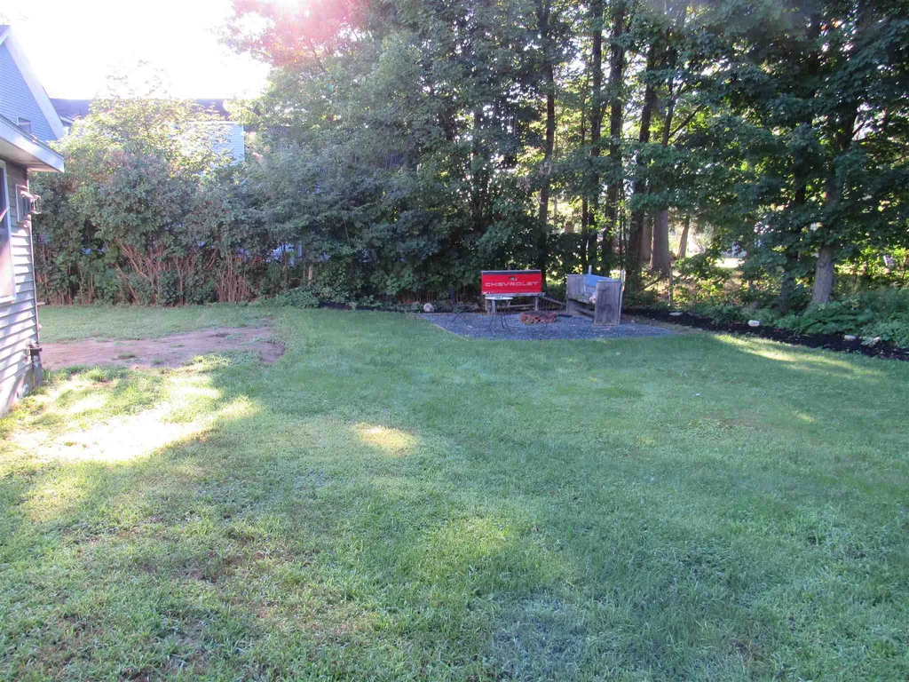 6 Mcfarland Street Gorham NH 03581