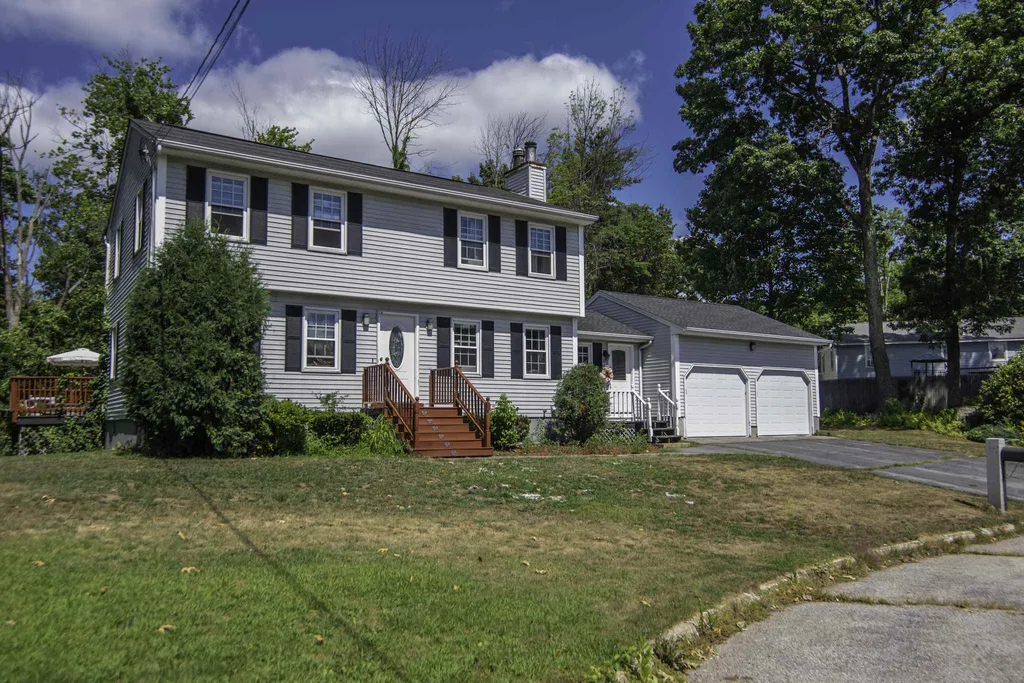 81 Christy Lane Manchester NH 03104