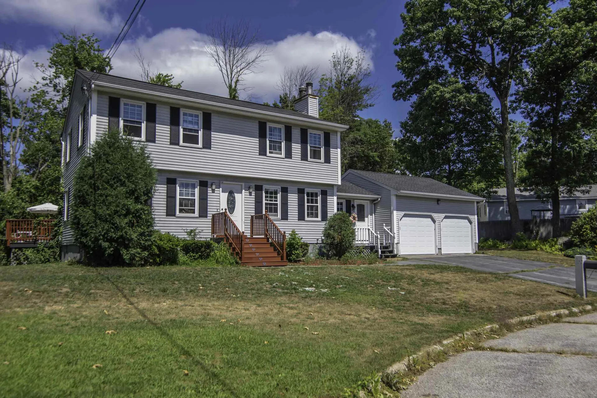 81 Christy Lane Manchester NH 03104