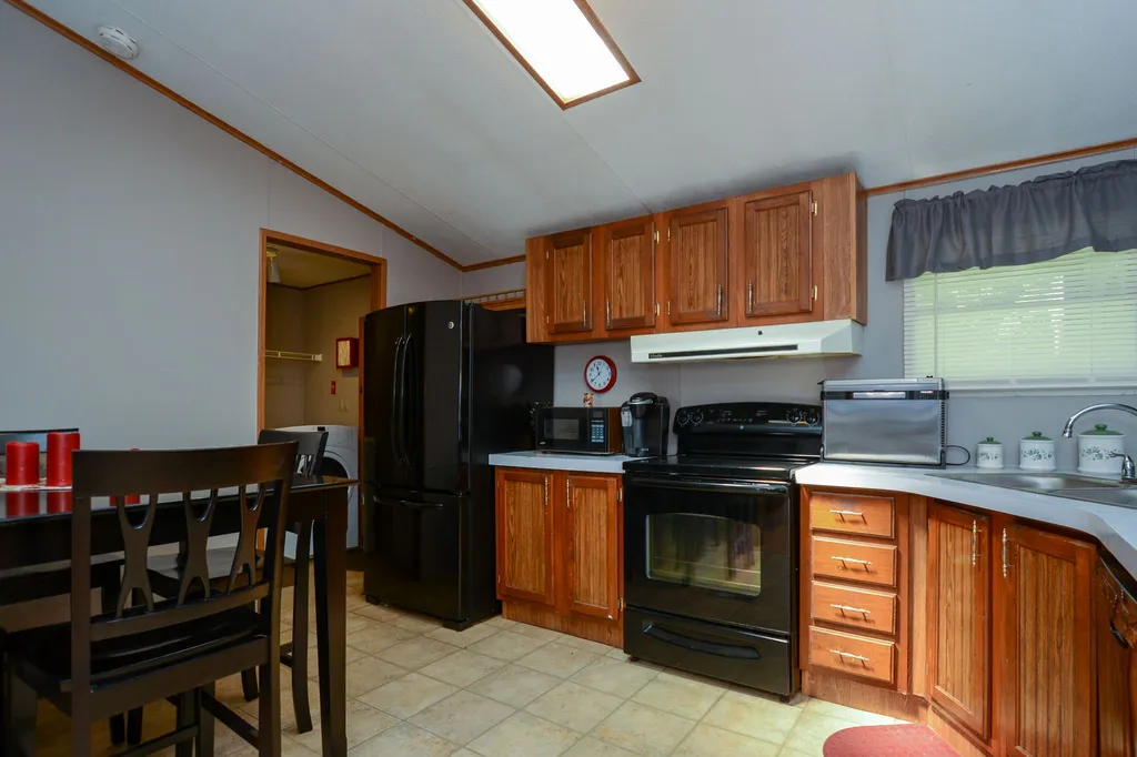 15 Casey Road Milton NH 03851