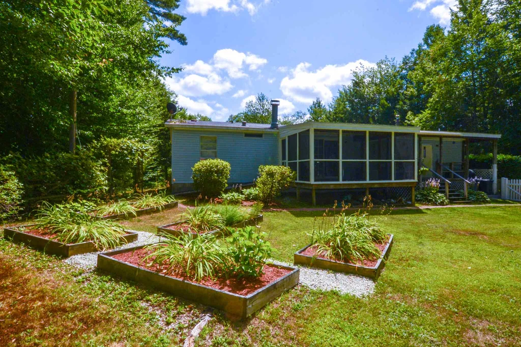 15 Casey Road Milton NH 03851