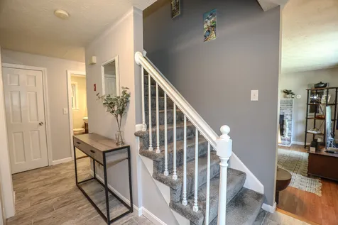 252 Coral Avenue Manchester NH 03104