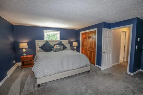 252 Coral Avenue Manchester NH 03104