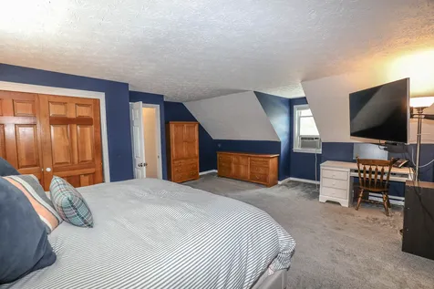 252 Coral Avenue Manchester NH 03104