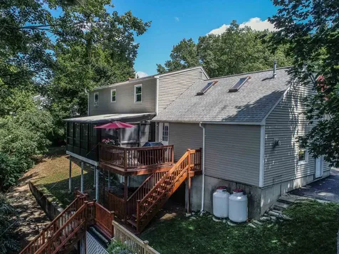 252 Coral Avenue Manchester NH 03104