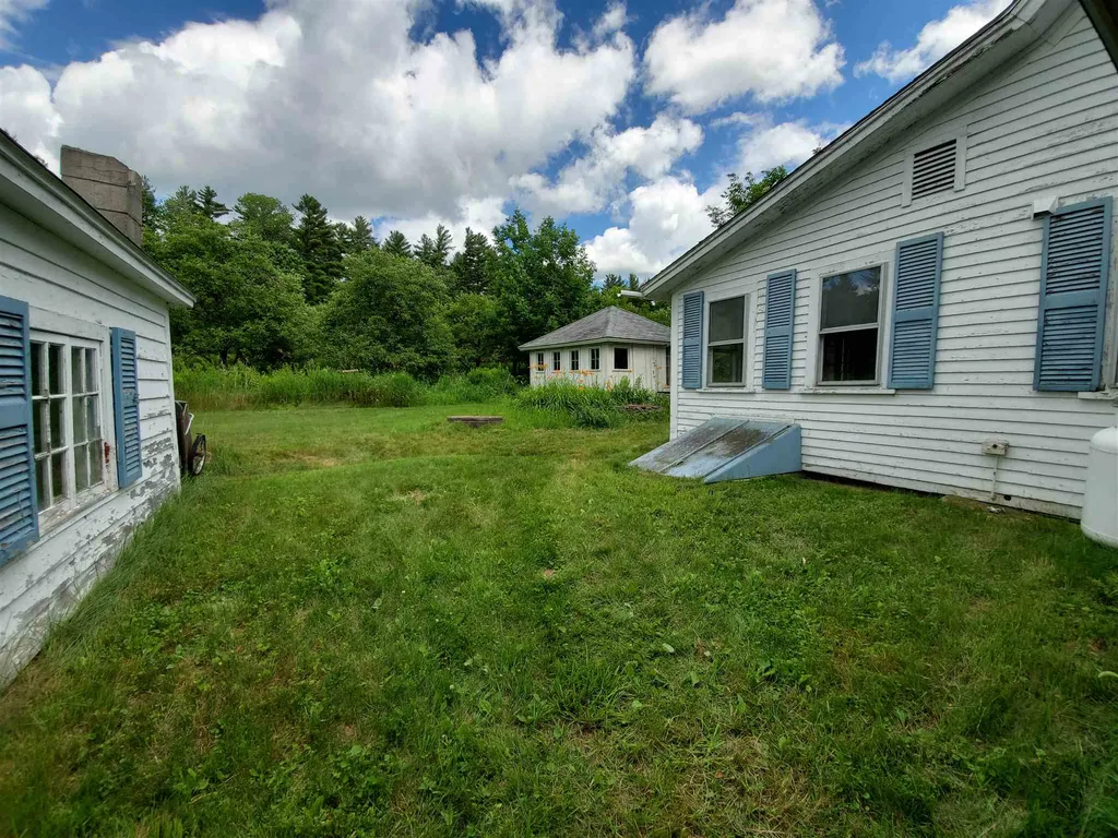 627 Tuttle Hill Road Orange NH 03741