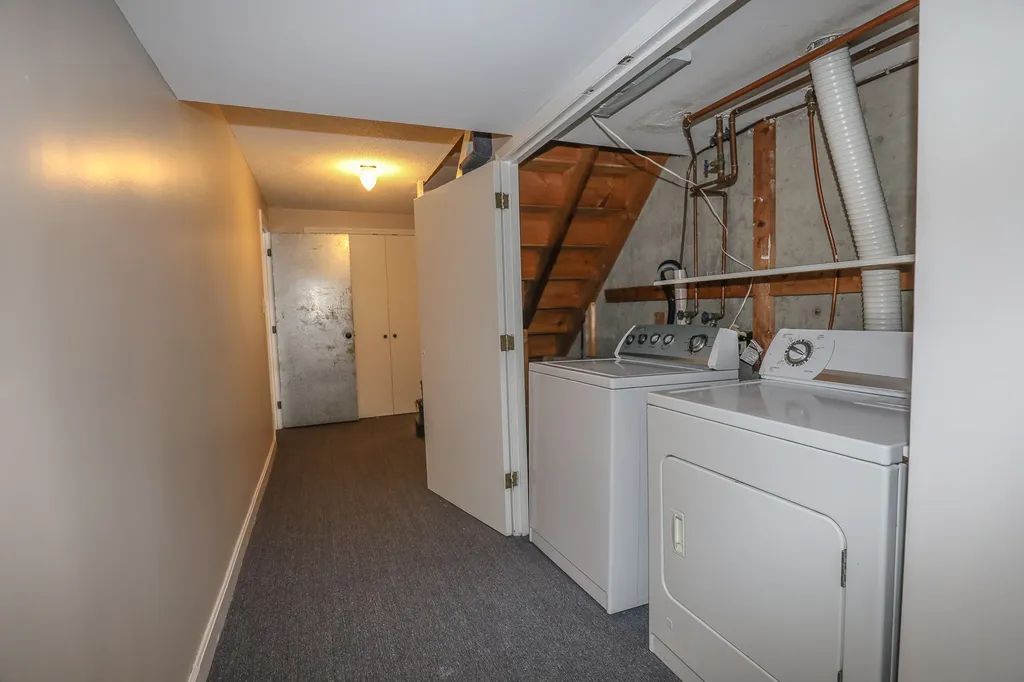 2 Bluestone Drive Nashua NH 03060