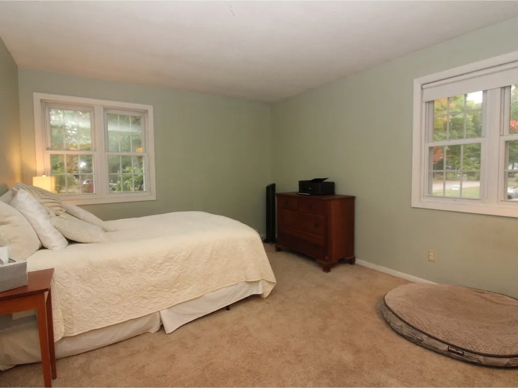 15 Rudgate Road Colchester VT 05446