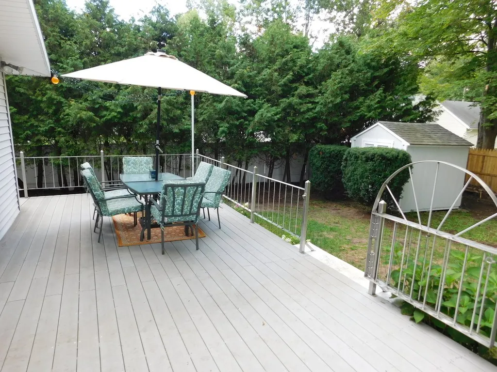 15 Rudgate Road Colchester VT 05446
