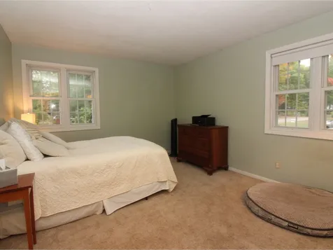 15 Rudgate Road Colchester VT 05446