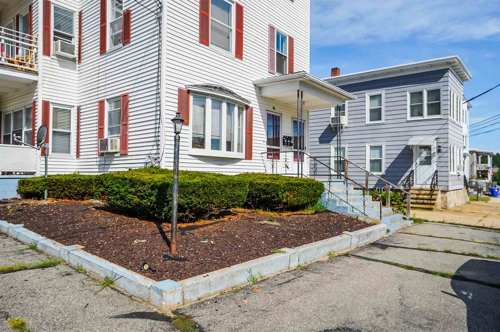 24 Joliette Street Manchester NH 03102