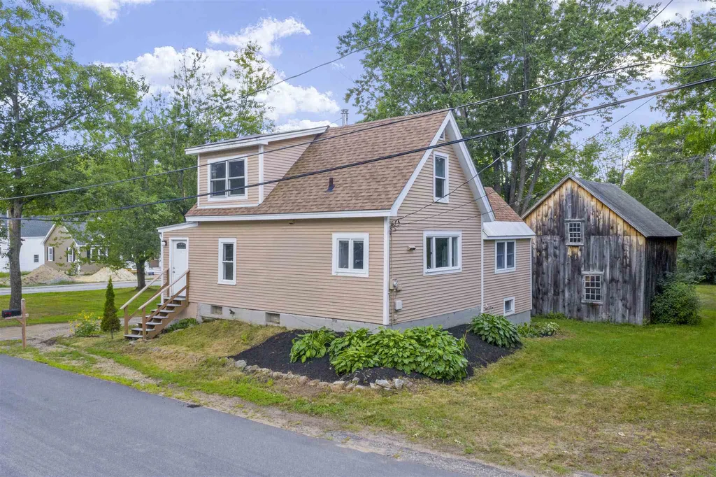 172 Washington Street Laconia NH 03246