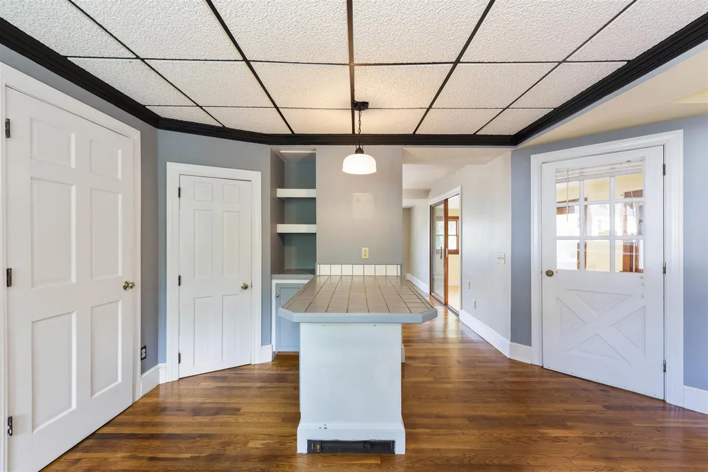 172 Washington Street Laconia NH 03246